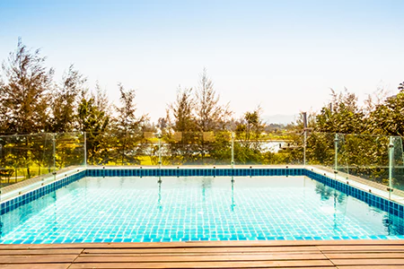 Cost of Glass Pool Fence Repair in East Lake, FL